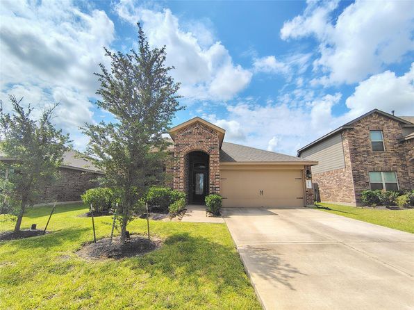 18315 Pin Oak Lake Dr