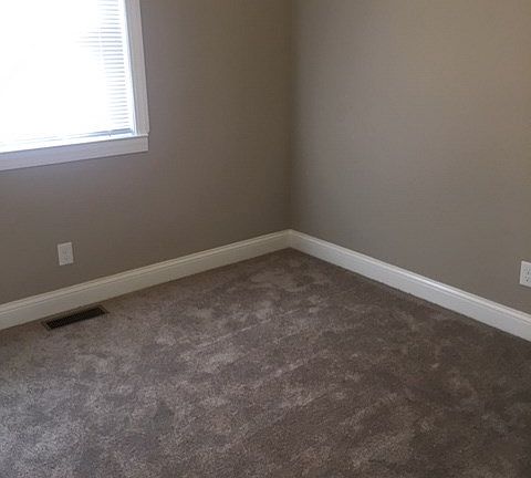 4th image of 1231 Eastside Ln