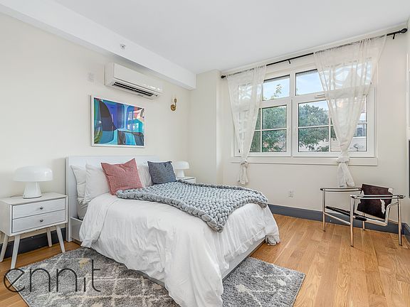 5th image of 1430 Fulton St #2I