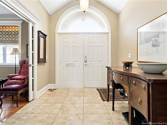 3rd image of 2 Burns Ln