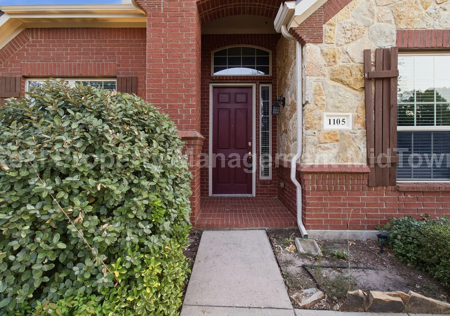 Charming cul de sac lot home in the sought-after Woodland Estates in Mansfield — Photo 2
