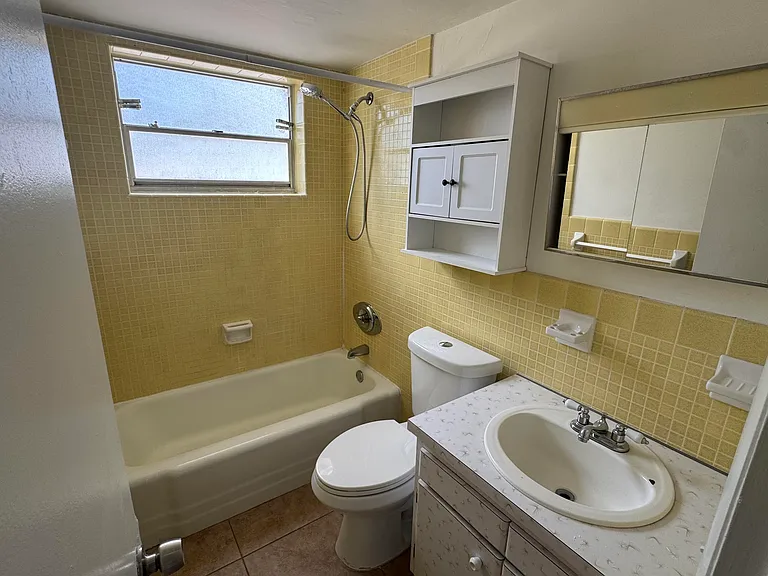 1555 Tyler St #1 — Photo 6