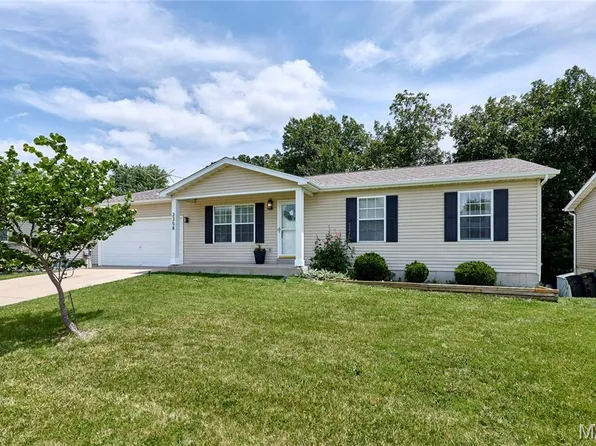 2358 Balboa Cir, Warrenton, MO 63383