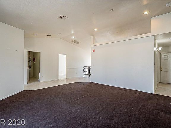 5th image of 1306 Tamerack Ave