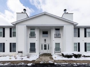 610 Youngs Rd APT H, Williamsville, NY 14221