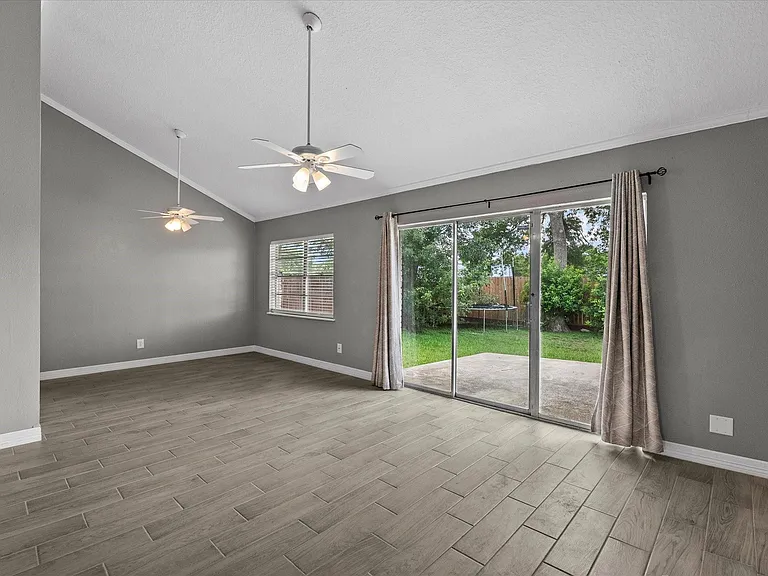 11731 Flushing Meadows Dr — Photo 11
