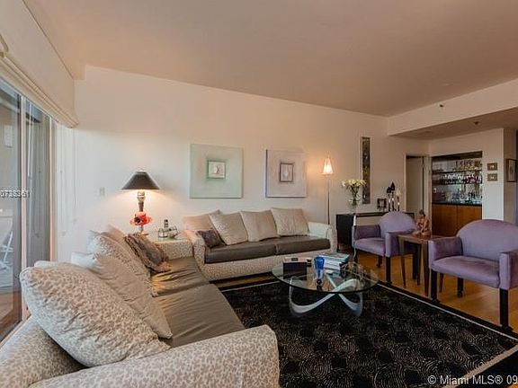 4th image of 251 Crandon Blvd APT 405