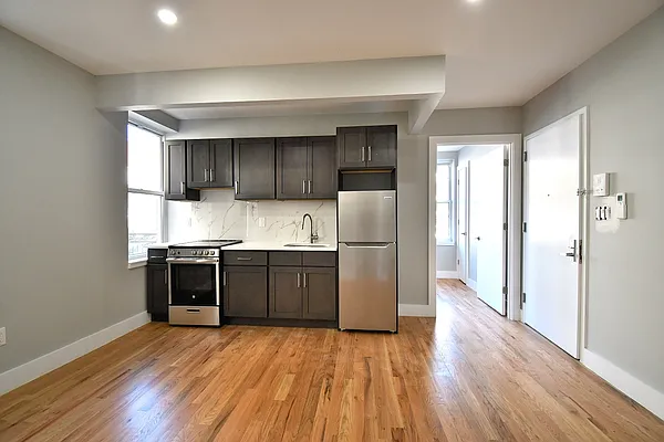 Rented by Voro, LLC | media 2