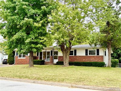 76 Ruth Dr, Saint Charles, MO, 63301