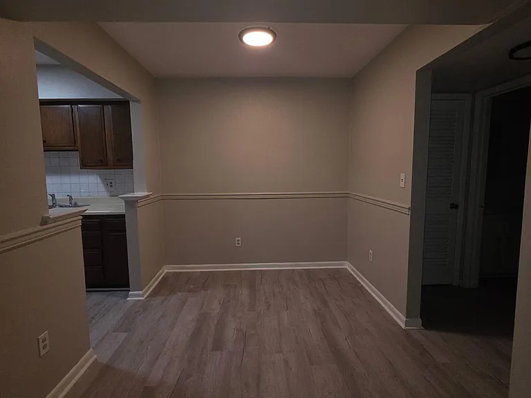 716 Townside Rd SW #10 — Photo 11