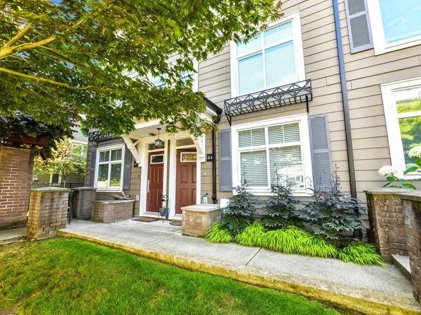 15833 26th Ave #44, Surrey, BC V3Z 2X5