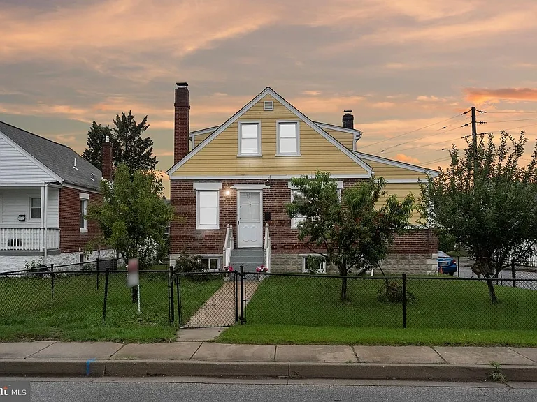 Taylor Ave — Photo 6