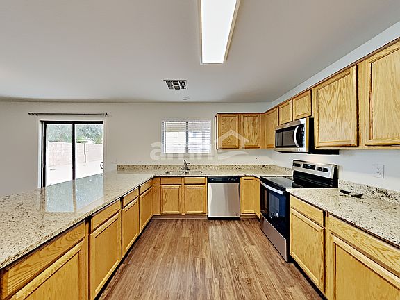 3rd image of 7923 W Payson Rd