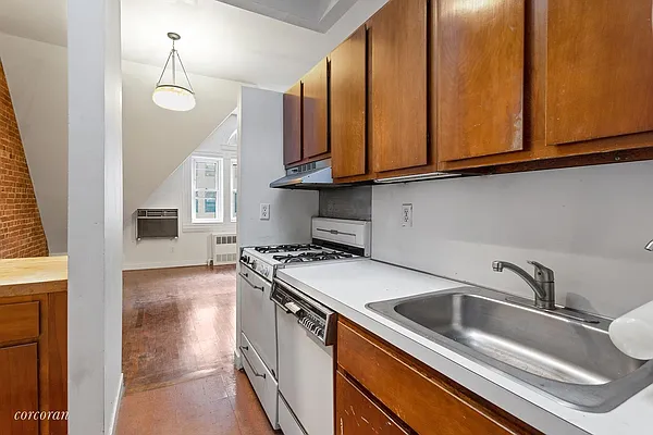 Sold by Corcoran | media 24