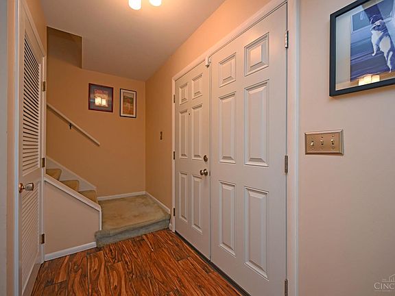 3rd image of 7267 Greenfarms Dr