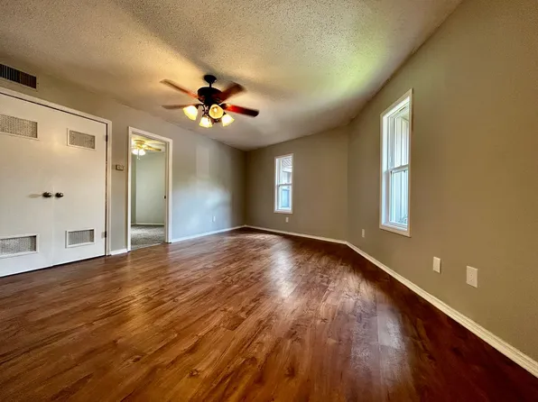 205 W Woodruff, 205 W Woodruff Ave #3, Searcy, AR 72143