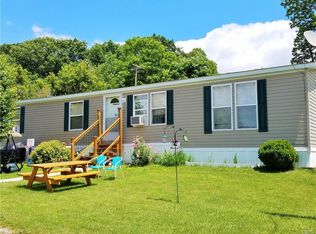 10 West Dr, Auburn, NY 13021