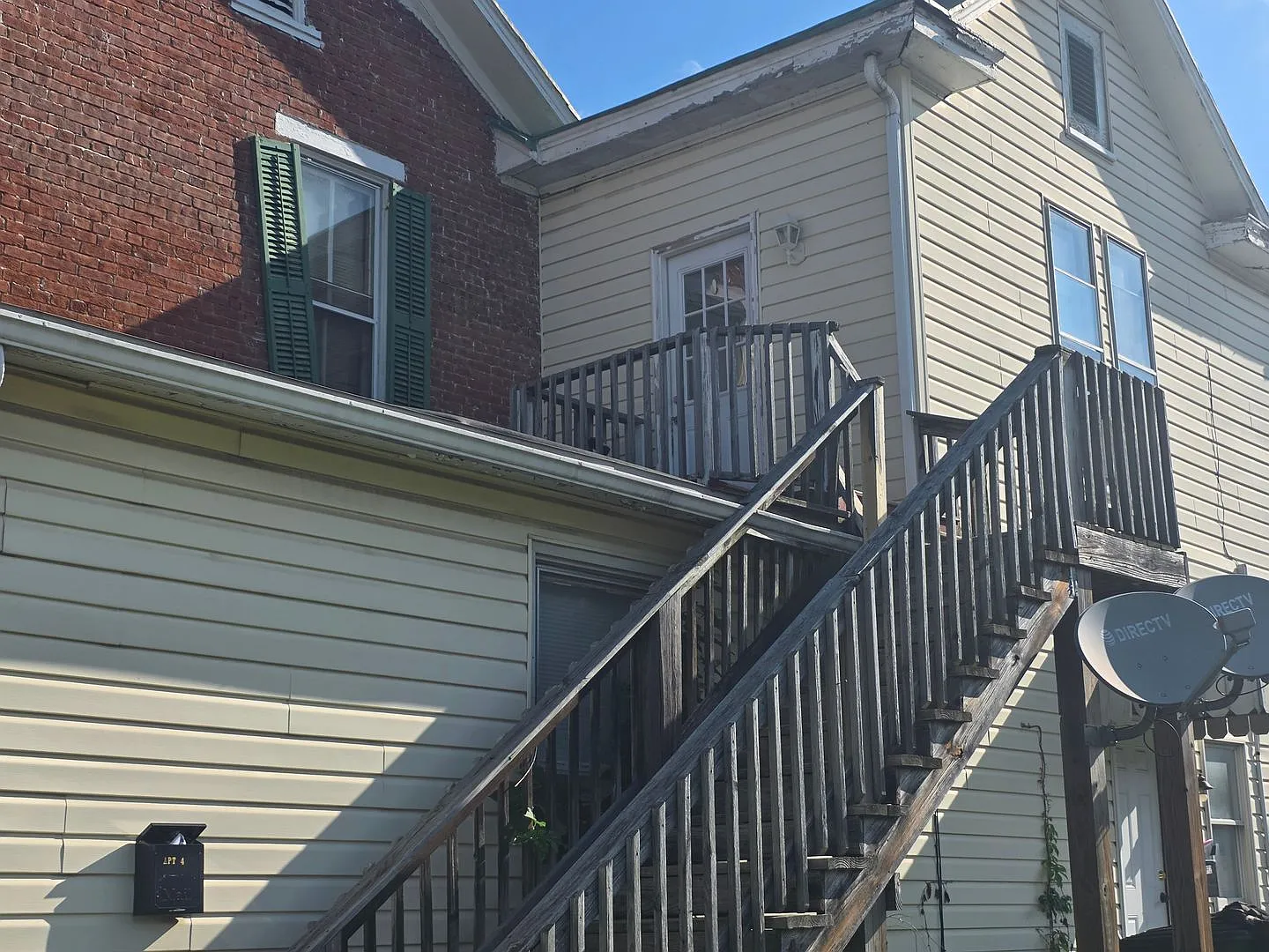 708 East High Street — Photo 3