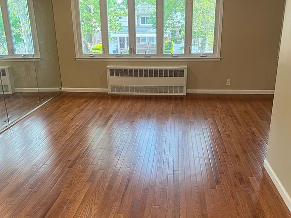3rd image of 146 26th Ave Floor 2