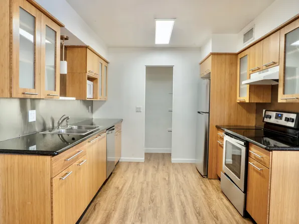 1136 W 9th St, Tempe, AZ 85281