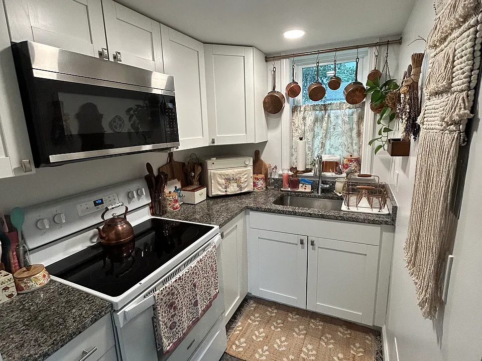 16 South St #A