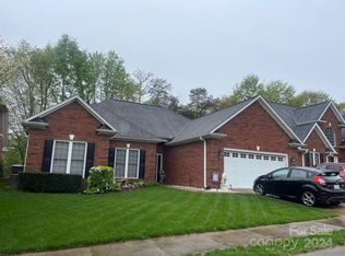 2515 Firethorn Ct, Gastonia, NC 28056