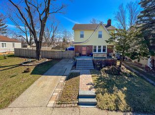 1093 Berkley Ave, Pontiac, MI