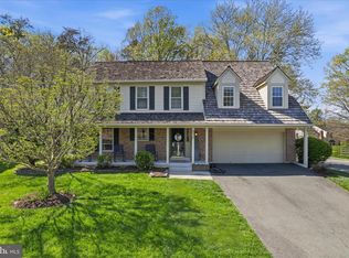 8006 Oak Hollow Ln, Fairfax Station, VA
