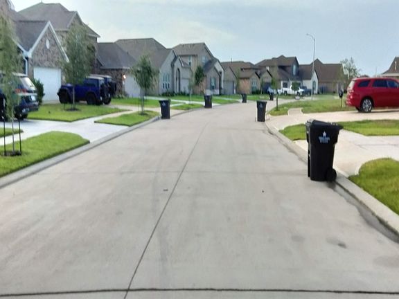 4th image of 23101 Zinfandel Dr