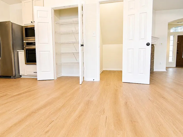 4205 Bent Wood Ct — Photo 10