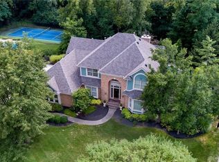 1481 Clear Brook Dr, Dayton, OH 45440