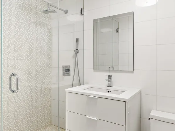 45 West 67th Street image 10 of 10