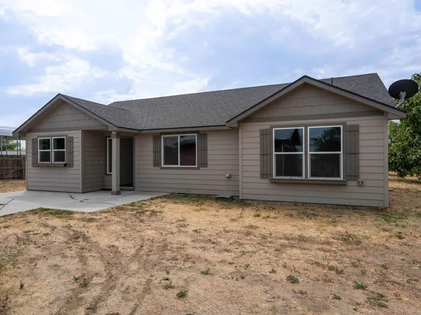 11303 W Corral Creek Rd, Benton City, WA 99320