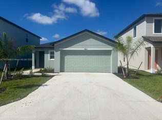 4022 San Felice Ln, North Fort Myers, FL 33917