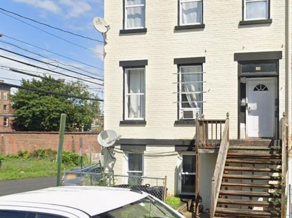 15 Clark St #C