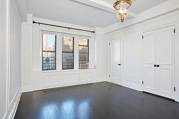 Rented by Brown Harris Stevens | media 39