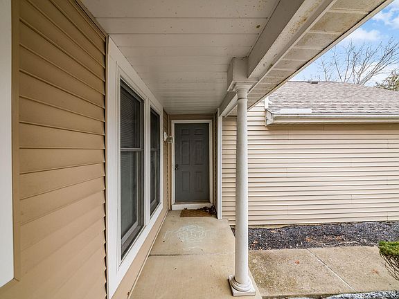 5th image of 5884 Parkbridge Ln #19-3