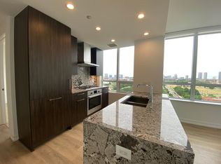 440 W Superior St #1, Chicago, IL 60654
