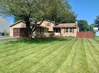 8462 Torchwood Ln, Cicero, NY 13039