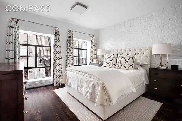 Sold by Compass | media 5