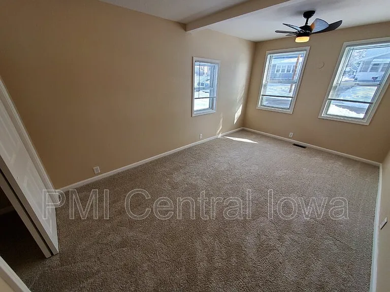 3216 1st St — Photo 6