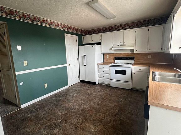 5th image of 2557 Hampstead Dr