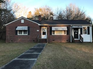323 Major Dr, Manning, SC 29102