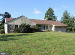 1068 George Rd, Meadowbrook, PA 19046