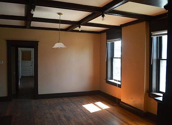 3rd image of 2360 Michigan Ave