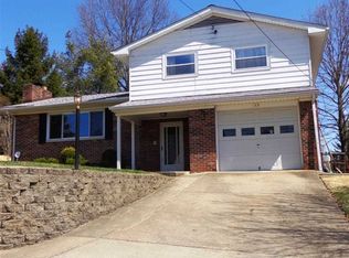 123 Westwood Ln, Huntington, WV 25704