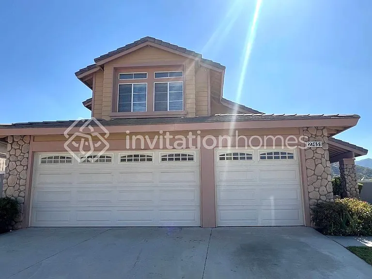 27451 Echo Canyon Ct — Photo 1