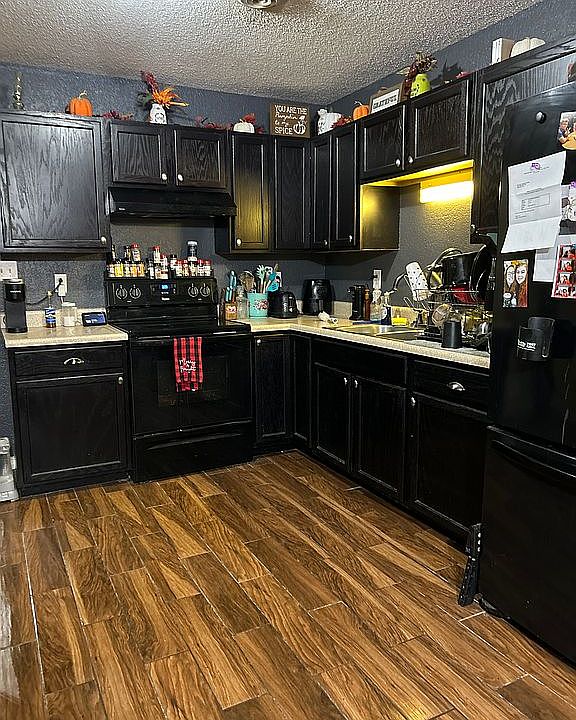 2nd image of 108 Caroline Dr