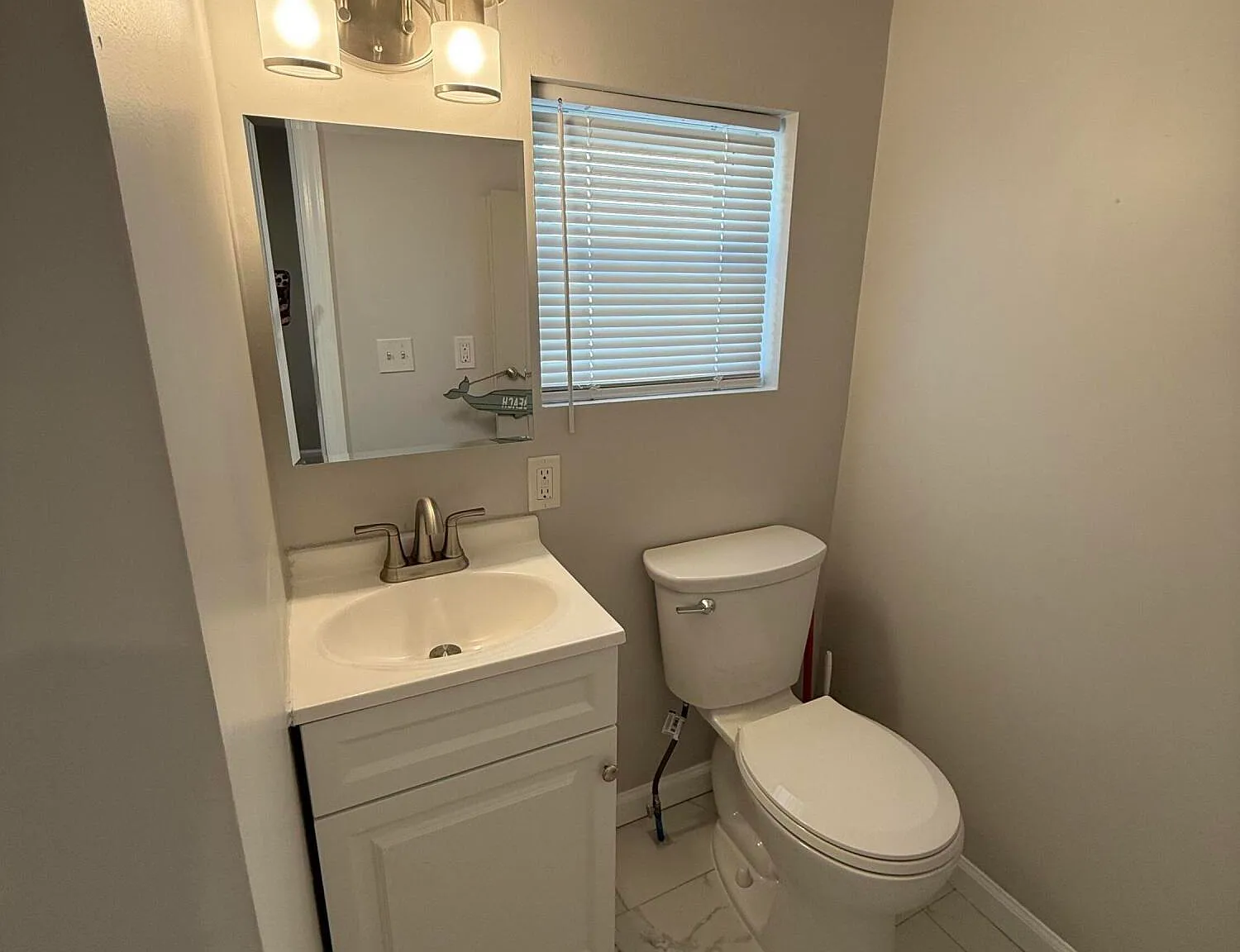 4 bed, 860 sqft, $2,000 — Photo 4