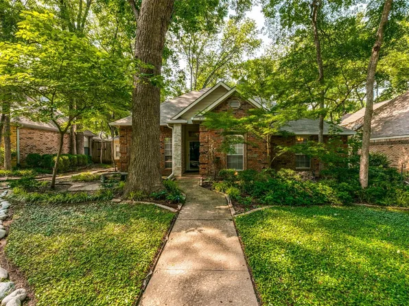 810 Torrey Pines Ln, Garland, TX 75044